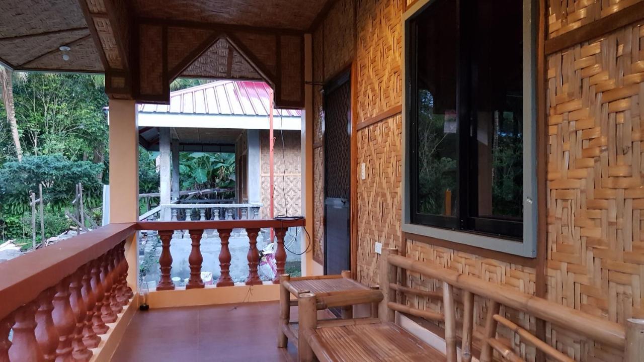 Paco's Garden Home Stay Mambajao Exterior foto