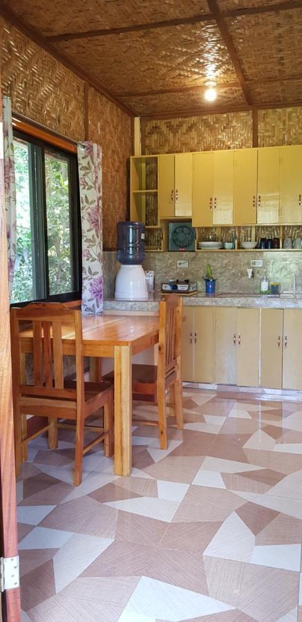 Paco's Garden Home Stay Mambajao Exterior foto