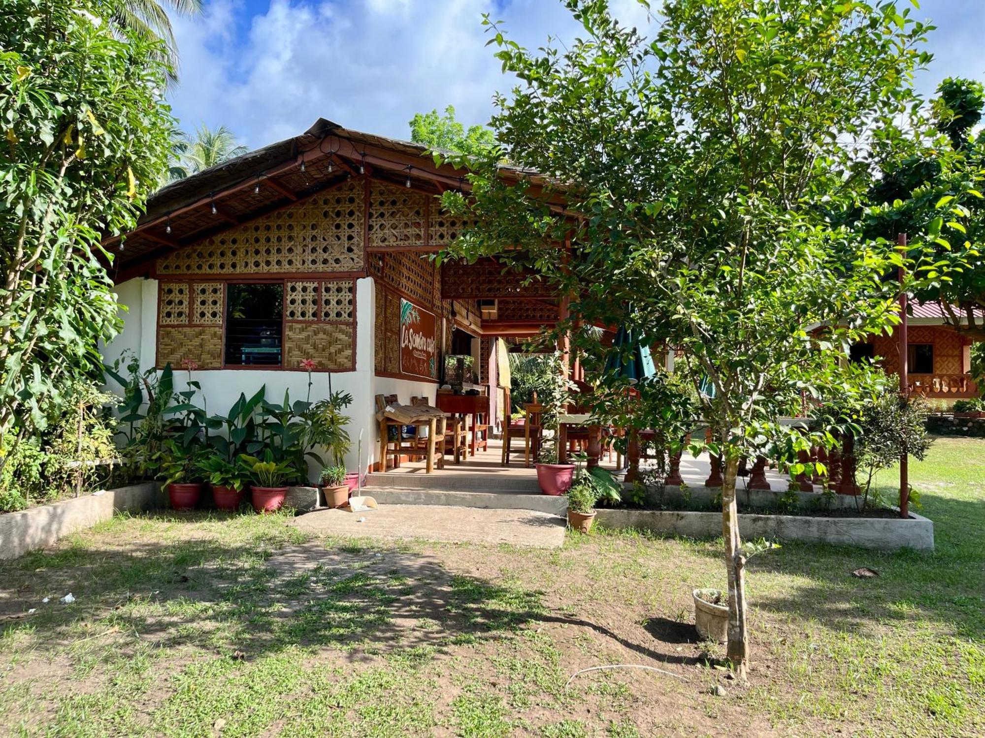Paco's Garden Home Stay Mambajao Exterior foto